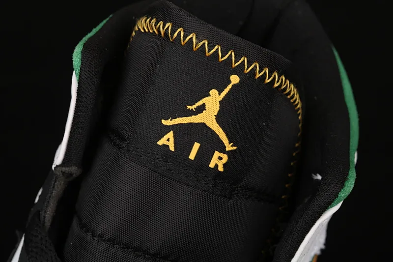 All categories Air Jordan Jordan series basketball shoes Air Jordan 1 Mid Air Jordan 1 Mid AJ1 Joe 1 mid-top gold medal color matching 852542-101